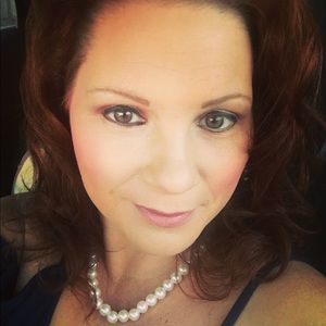 Meet your Posher, Diane